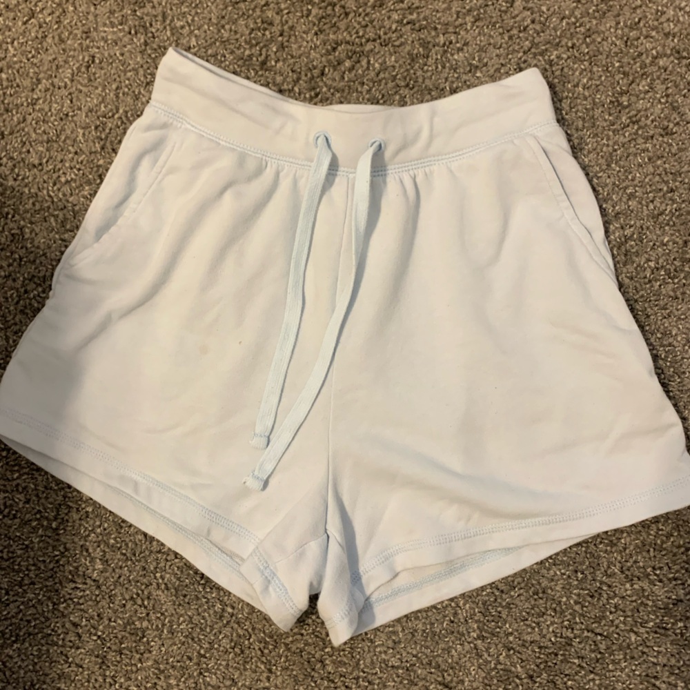 LIGHT BLUE OLD NAVY SHORTS 🩳